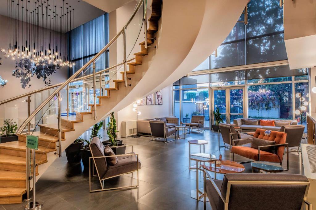 Ankara Airport (ESB) Airport transportation