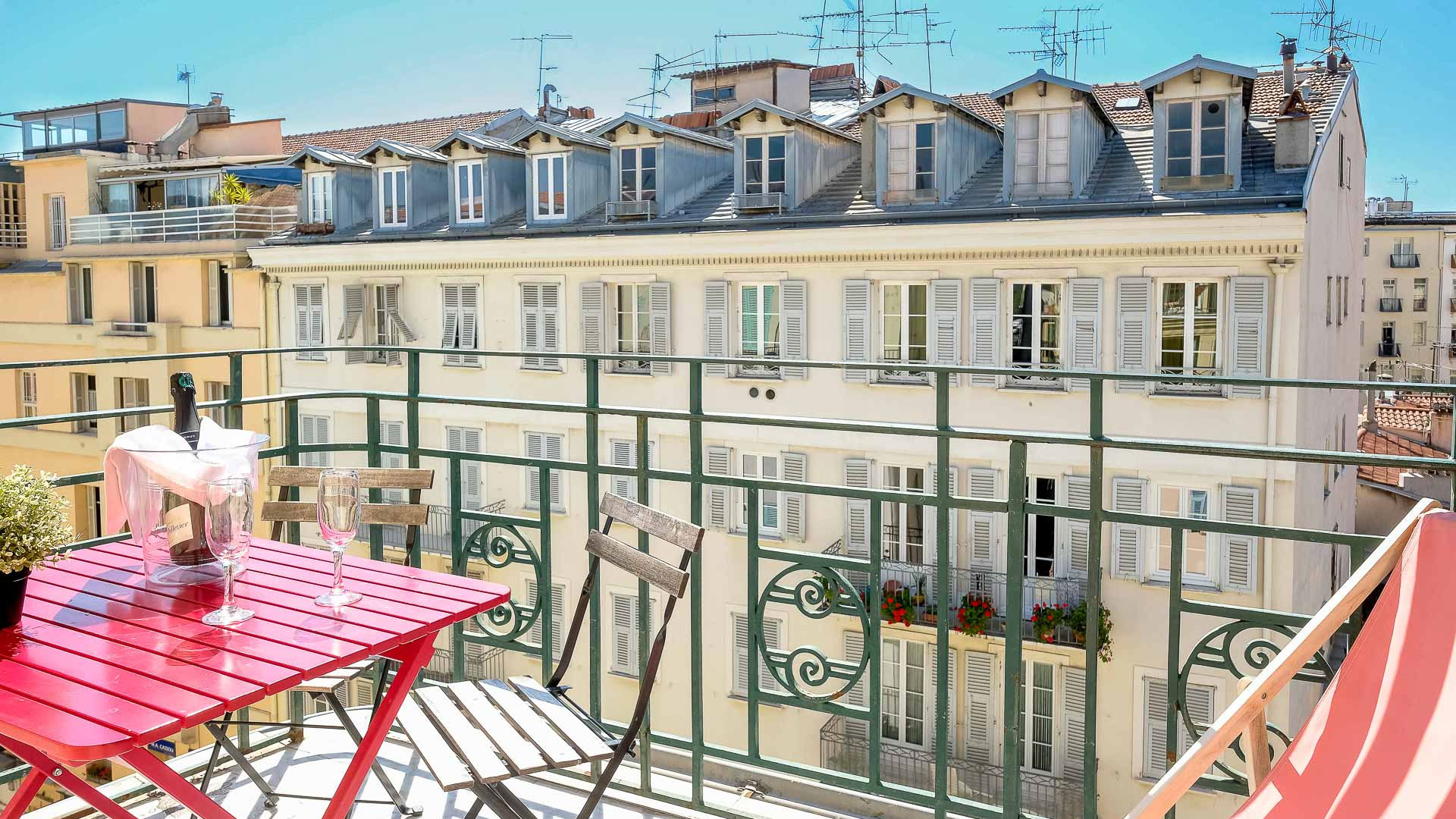 Nice Airport (NCE) Airport transportation