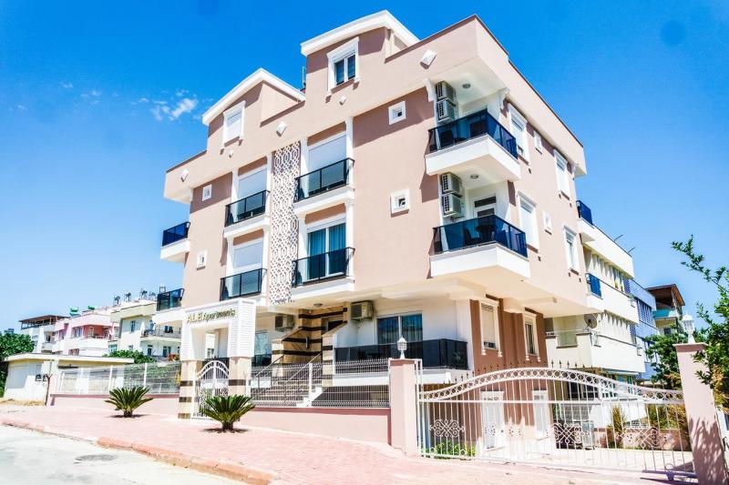 Antalya Airport (AYT) Airport transportation