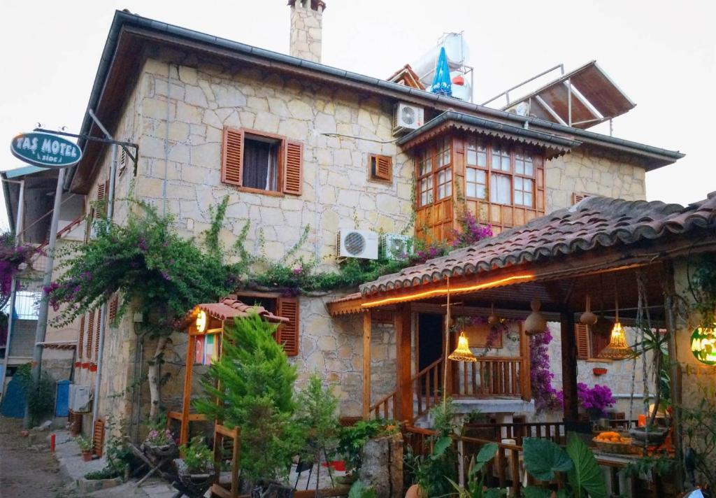 Antalya Airport (AYT) Airport transportation