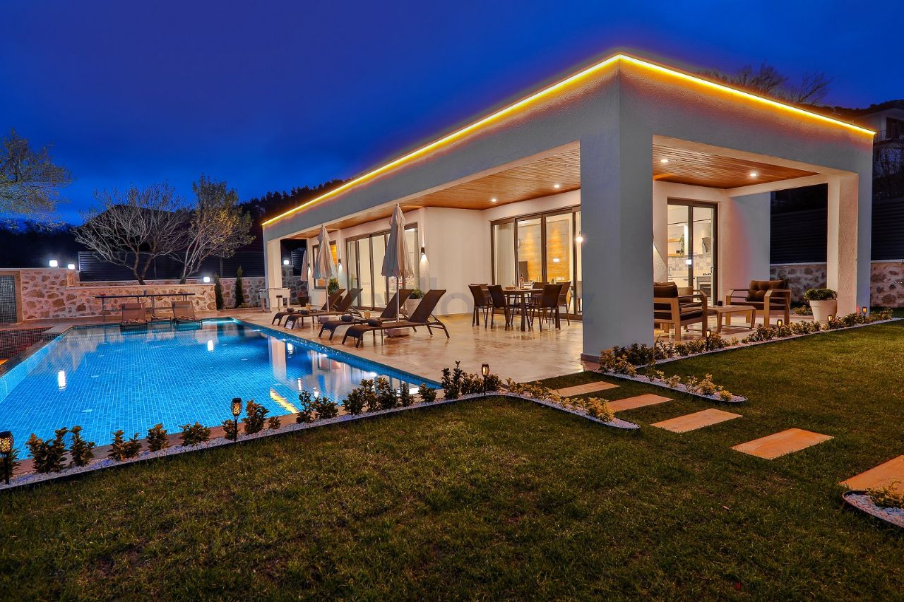 Antalya Airport (AYT) Airport transportation