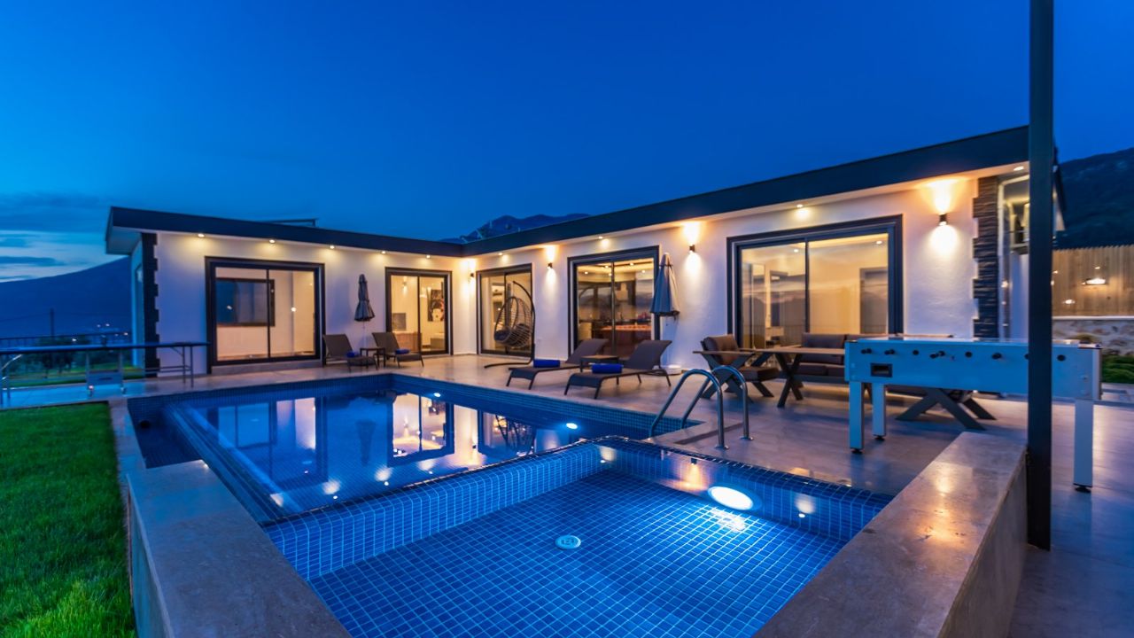 Antalya Airport (AYT) Airport transportation