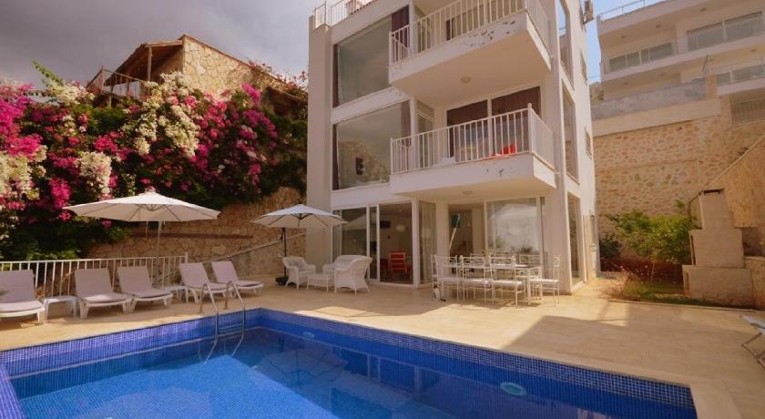 Antalya Airport (AYT) Airport transportation