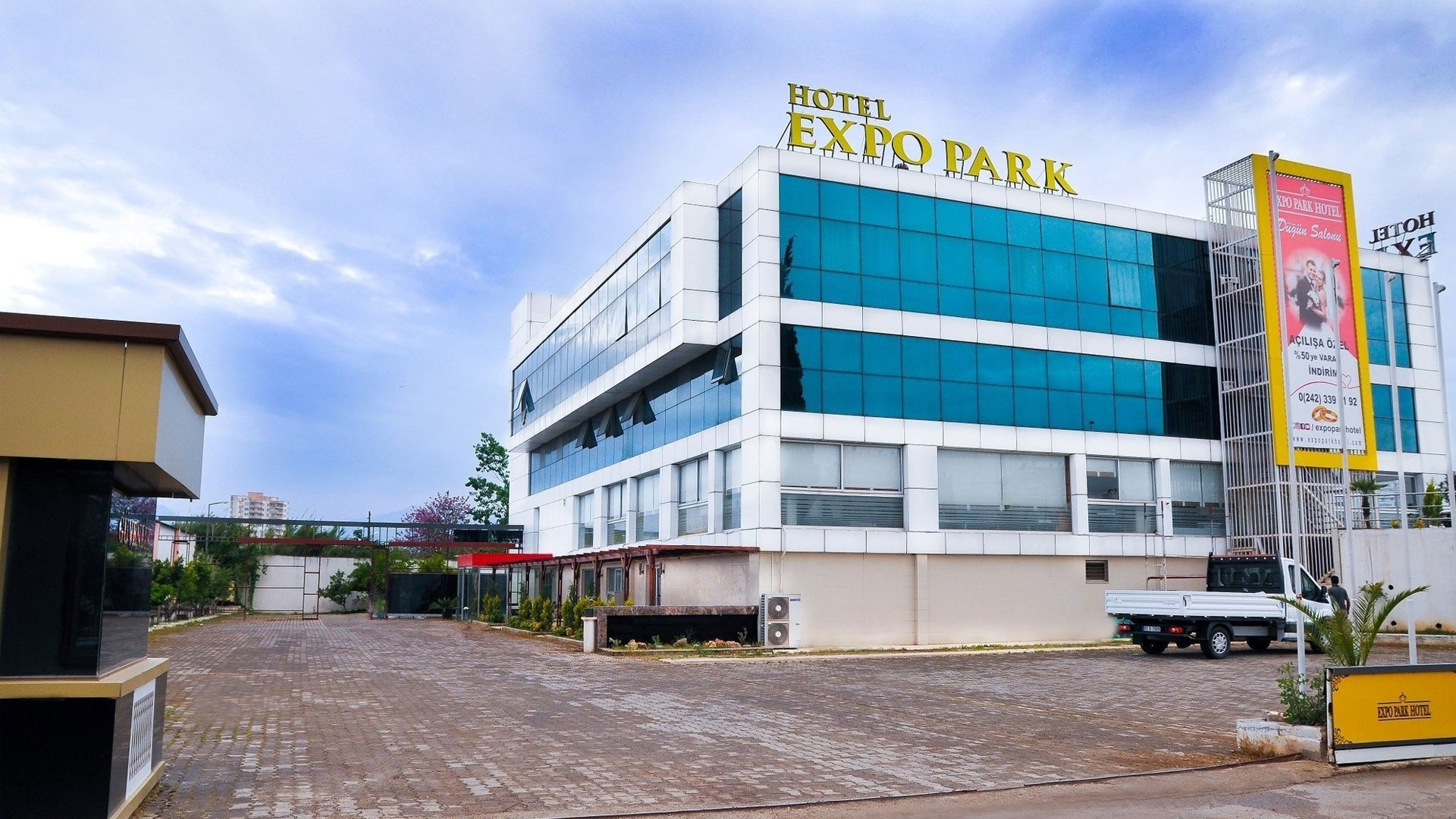 Antalya Airport (AYT) Airport transportation