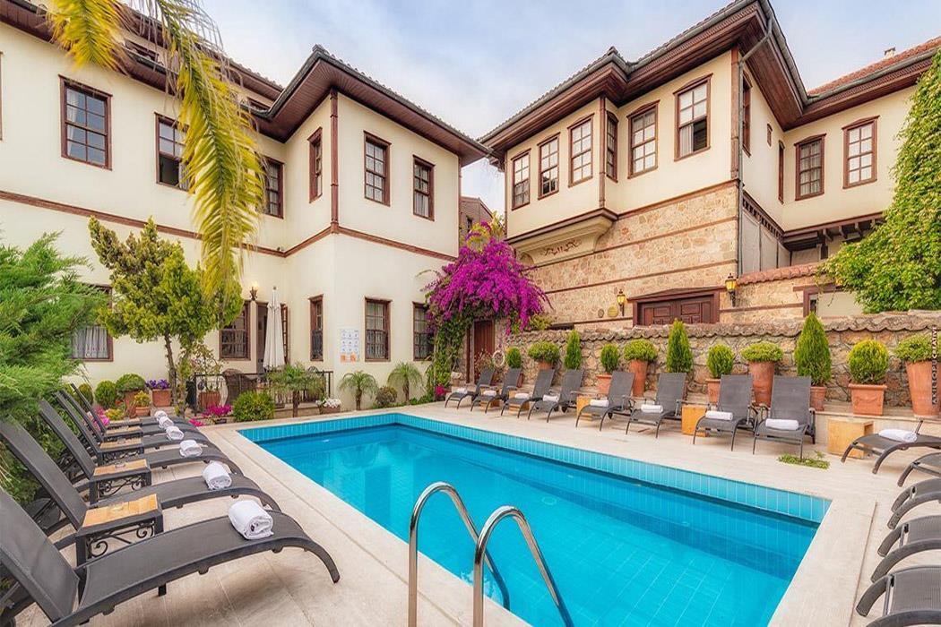 Antalya Airport (AYT) Airport transportation