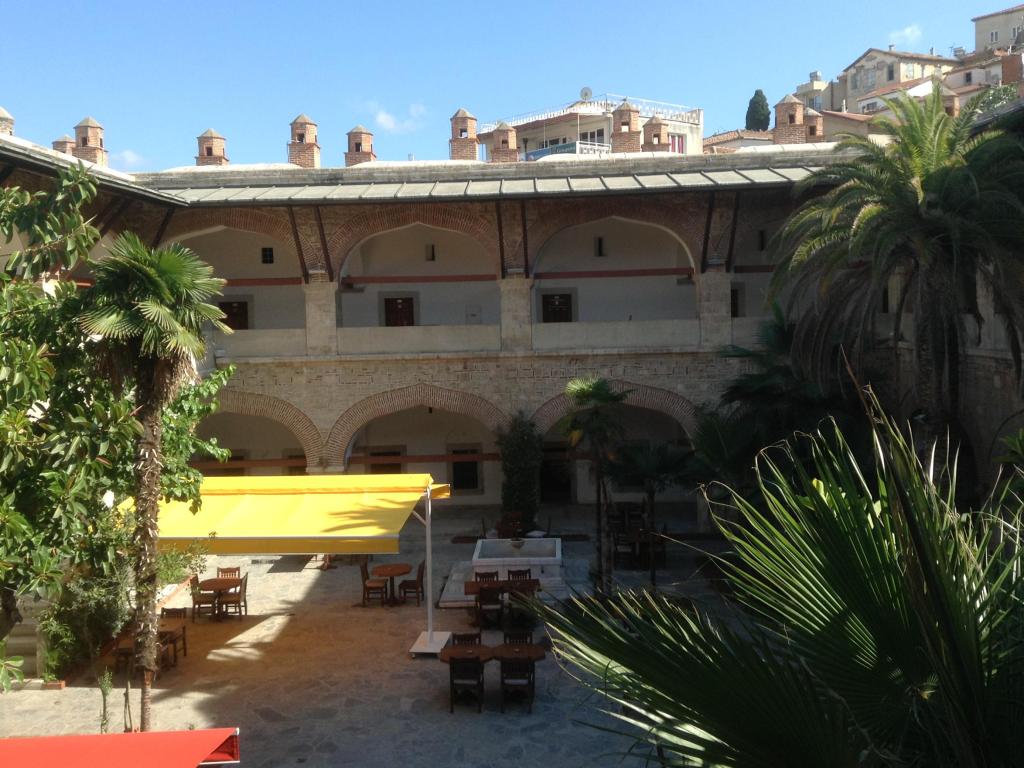 Izmir Airport (ADB) Airport transportation