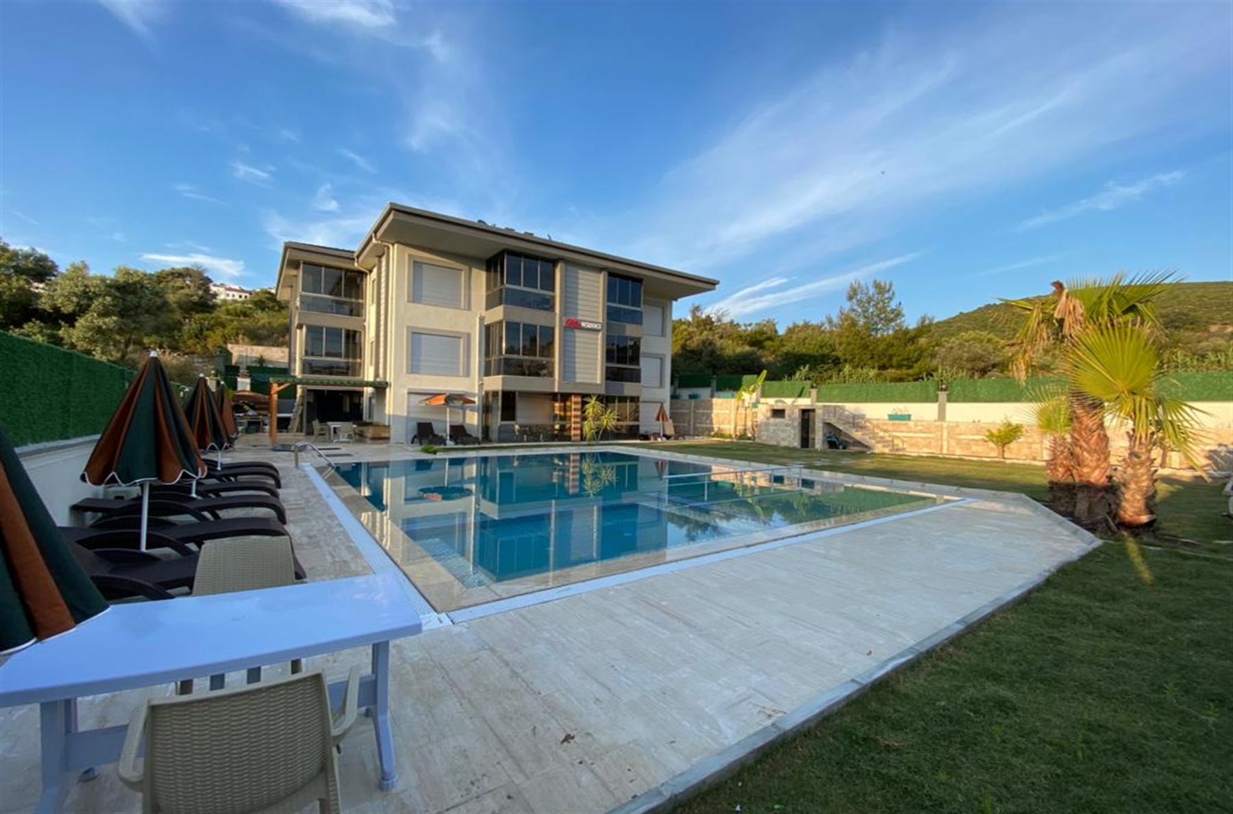 Izmir Airport (ADB) Airport transportation