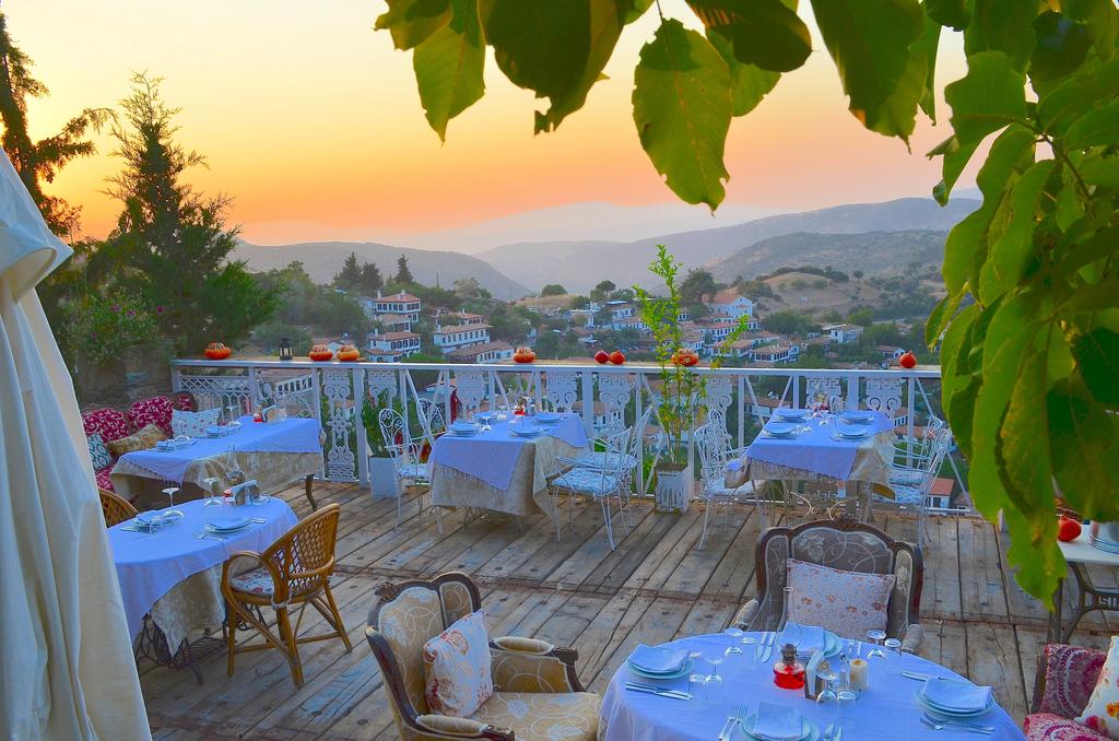 Izmir Airport (ADB) Airport transportation