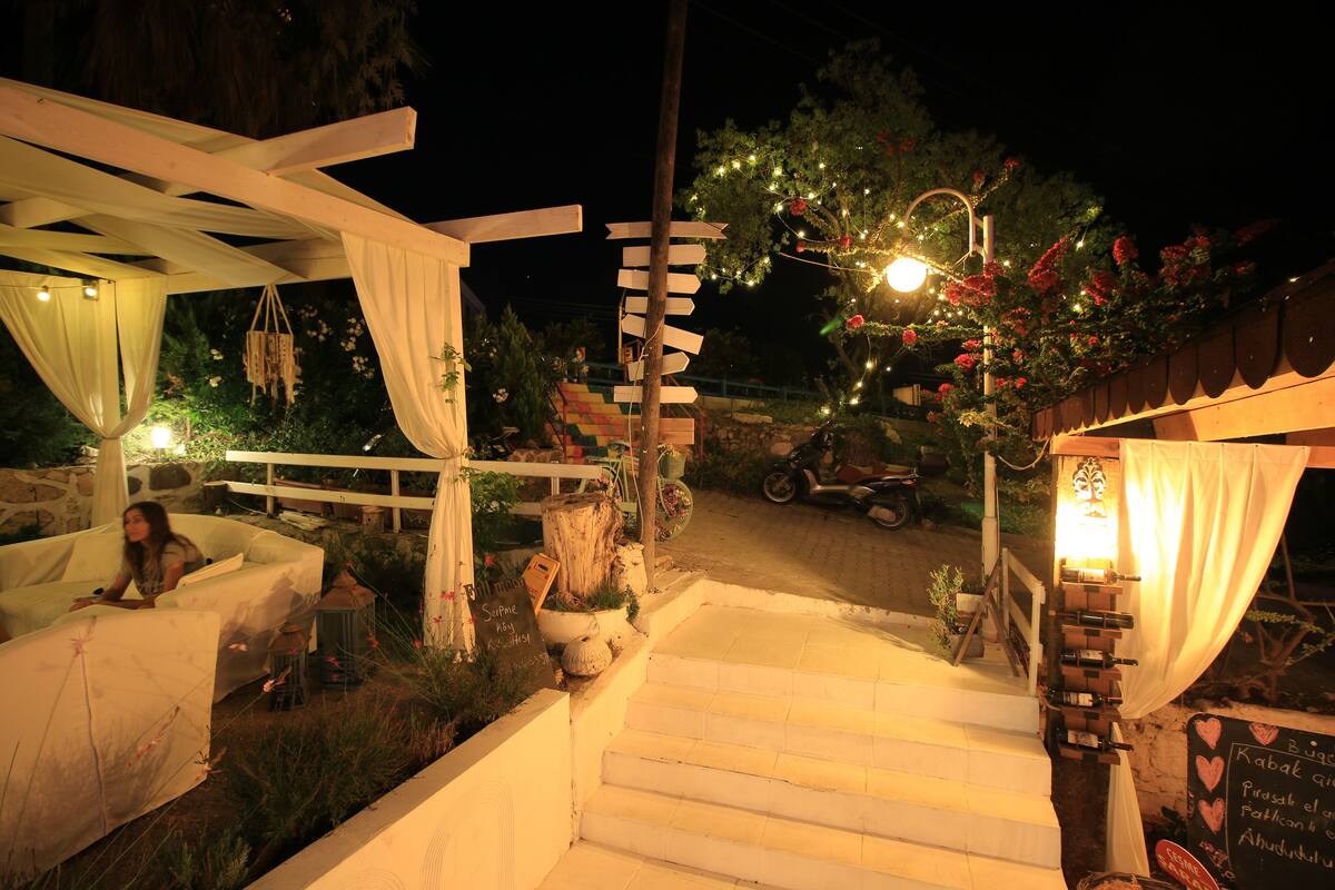 Izmir Airport (ADB) Airport transportation