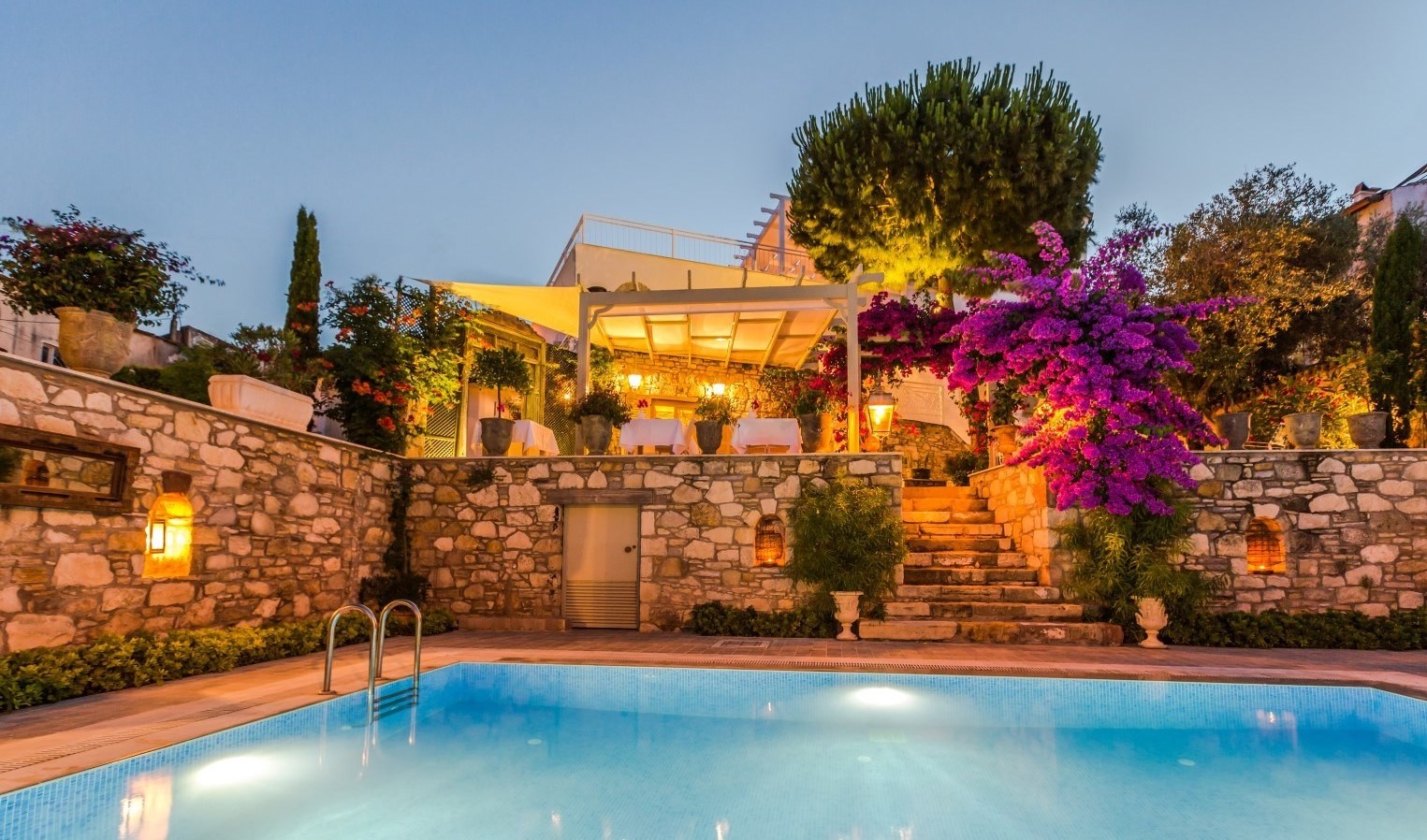 Izmir Airport (ADB) Airport transportation