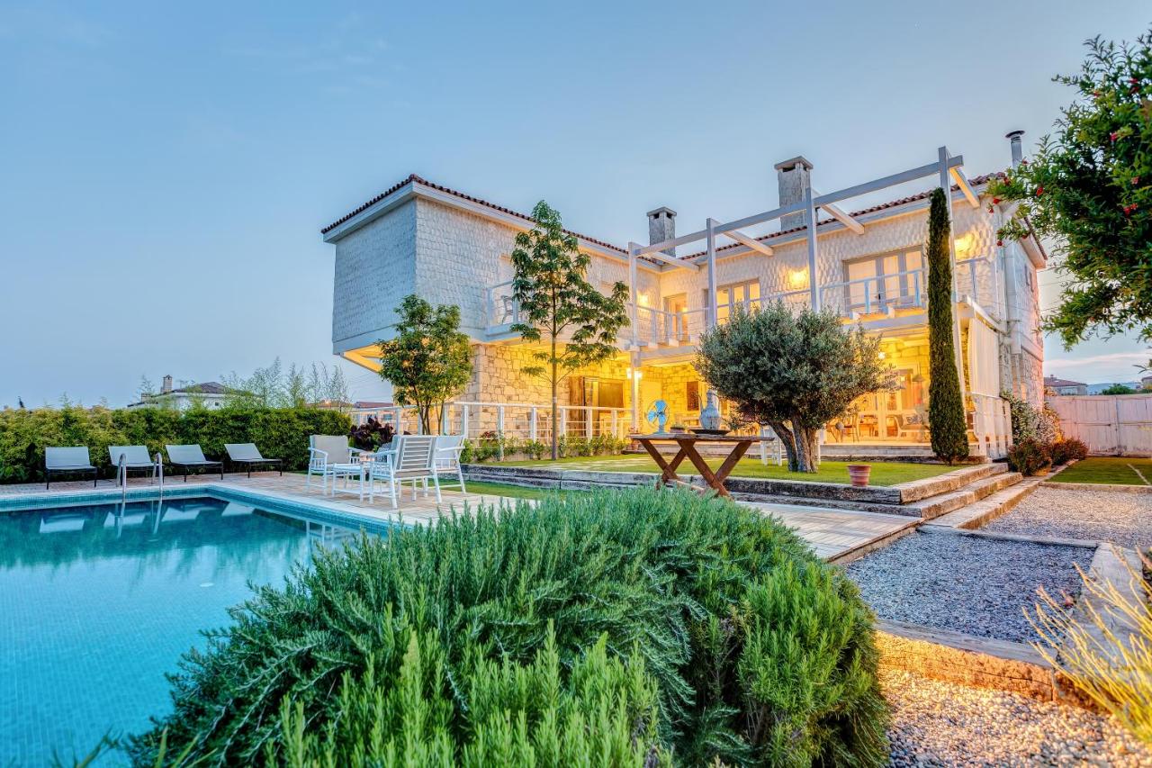 Izmir Airport (ADB) Airport transportation