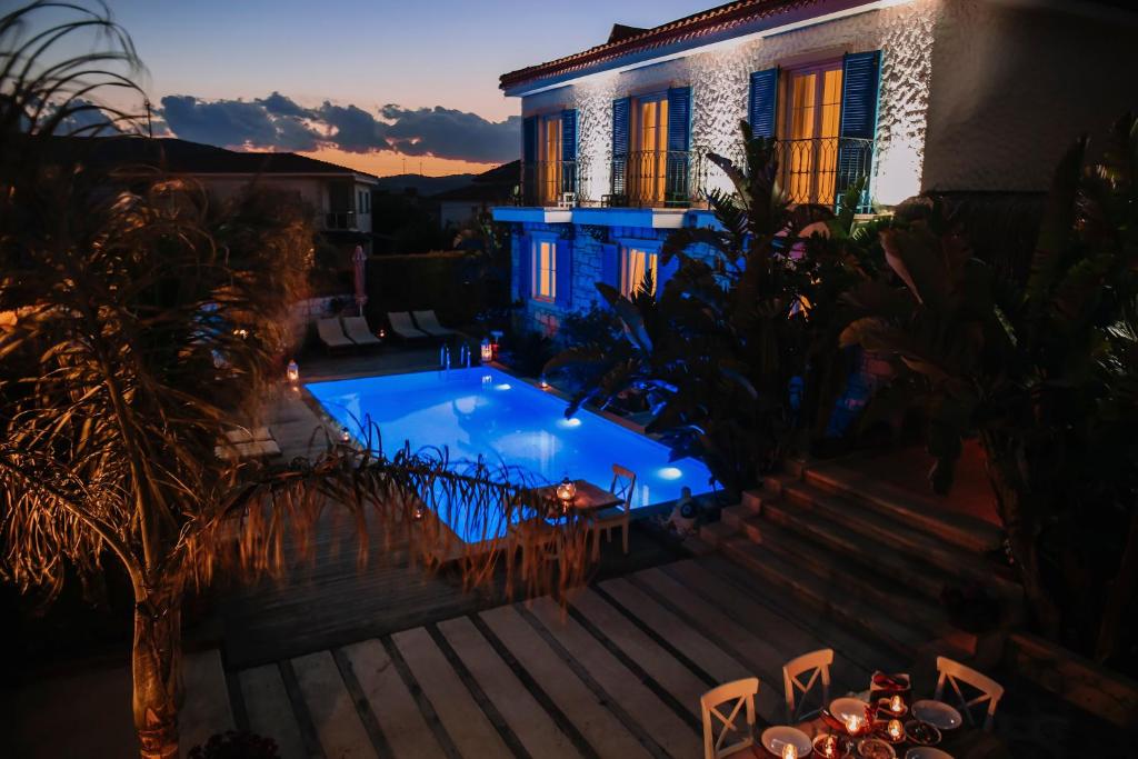 Izmir Airport (ADB) Airport transportation