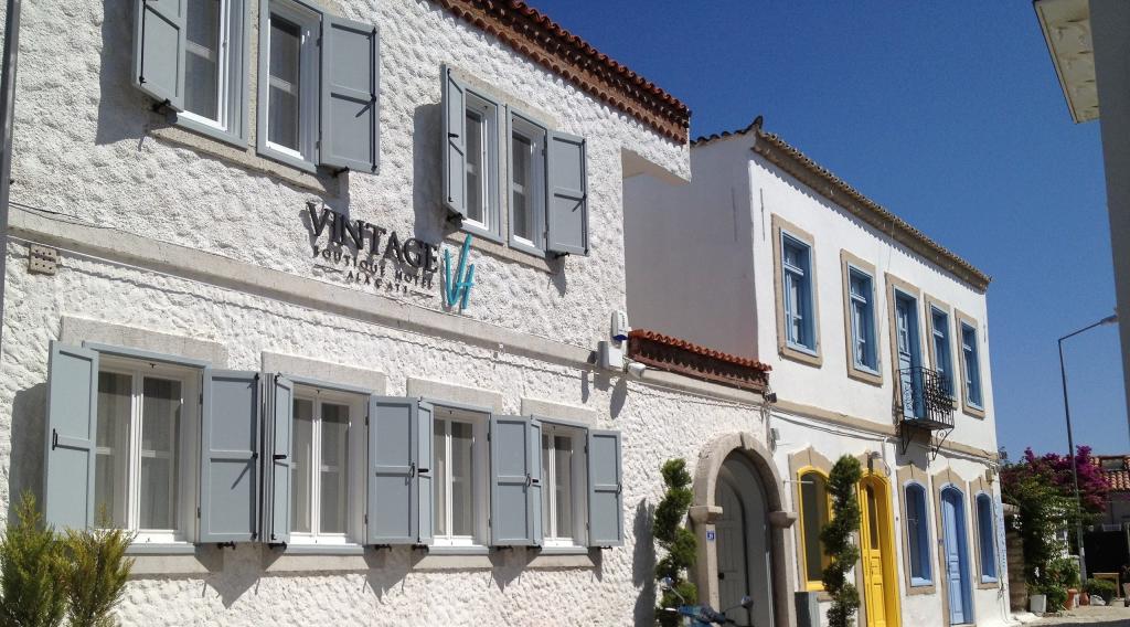 Aeropuerto De Esmirna Adnan Menderes (ADB) Airport transportation