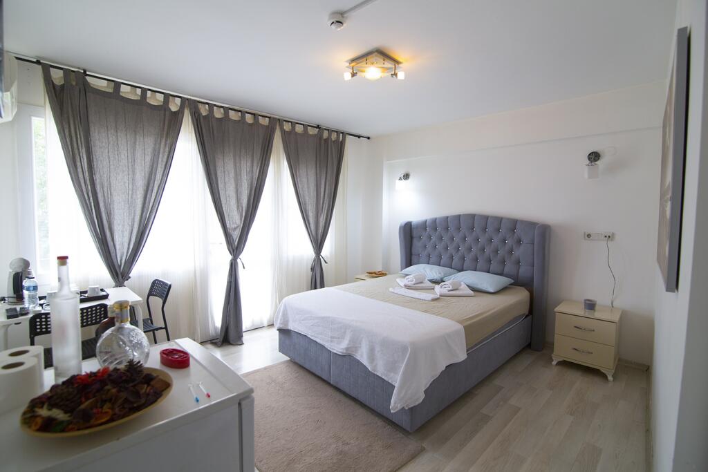 Izmir Airport (ADB) Airport transportation