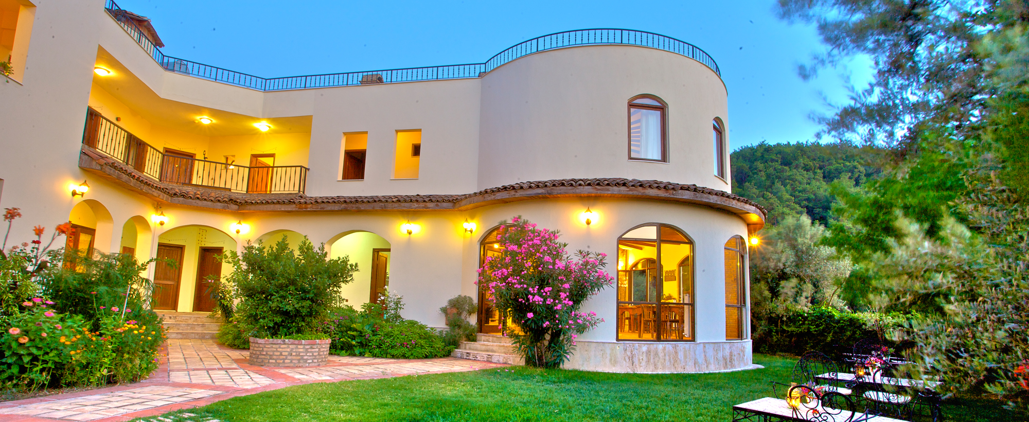 Izmir Airport (ADB) Airport transportation