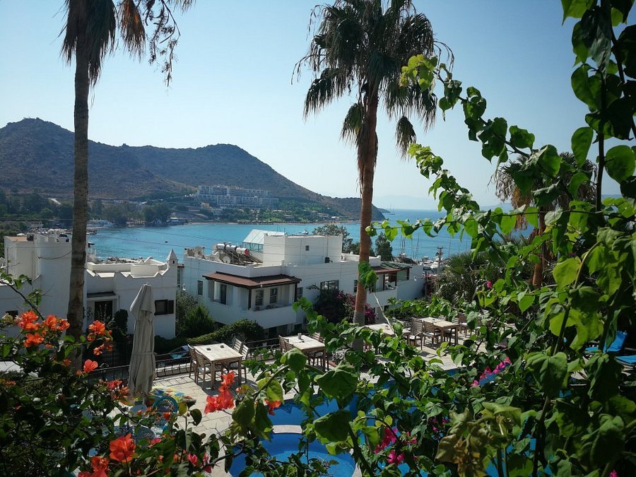 Mavisehir Airport transportation