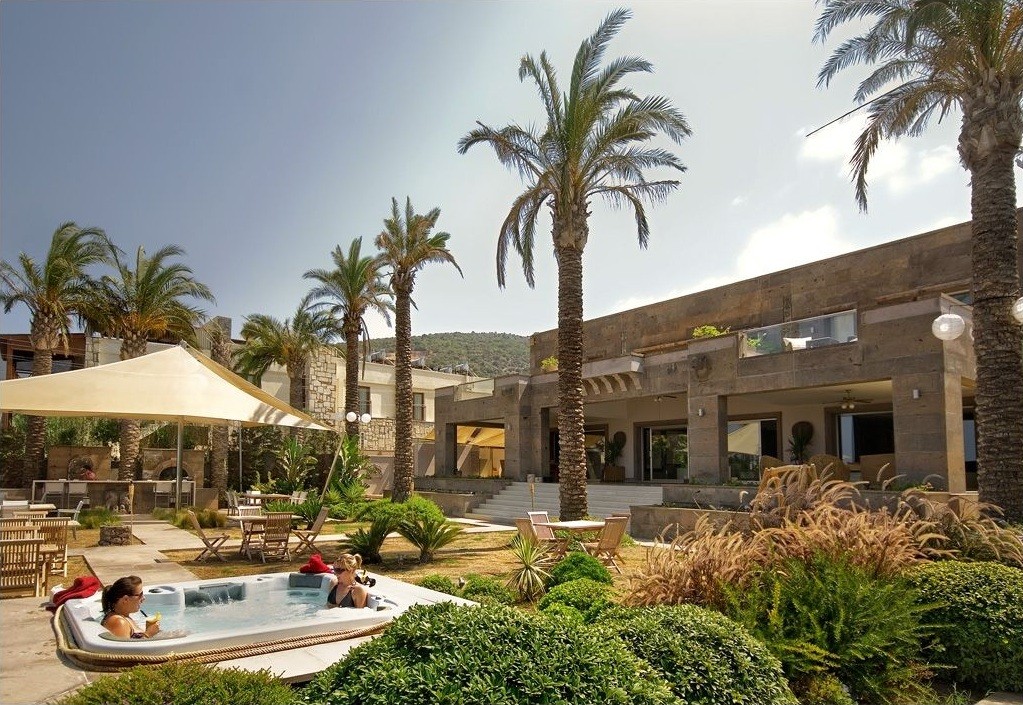 Bodrum Airport (BJV) Airport transportation