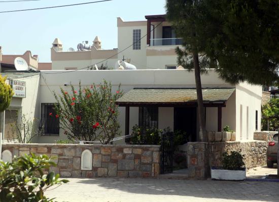 Bodrum Airport (BJV) Airport transportation