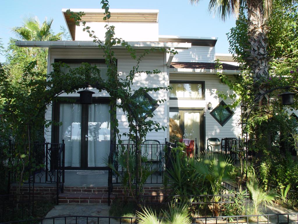 Аэропорт Даламан (DLM) Airport transportation