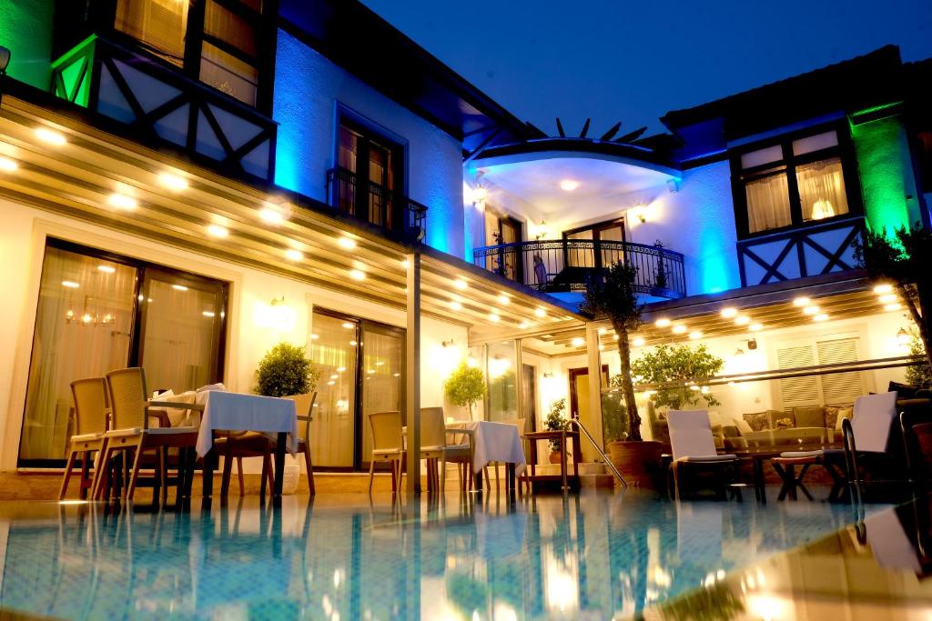 Аэропорт Даламан (DLM) Airport transportation