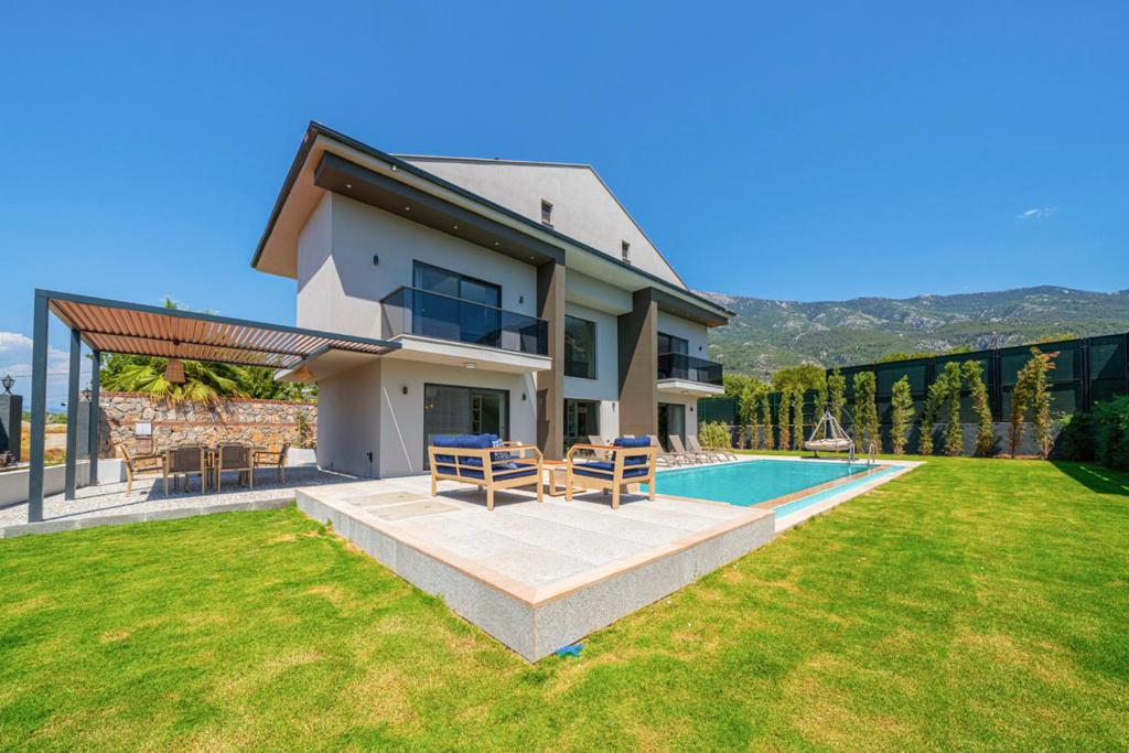 Dalaman Airport (DLM) Airport transportation