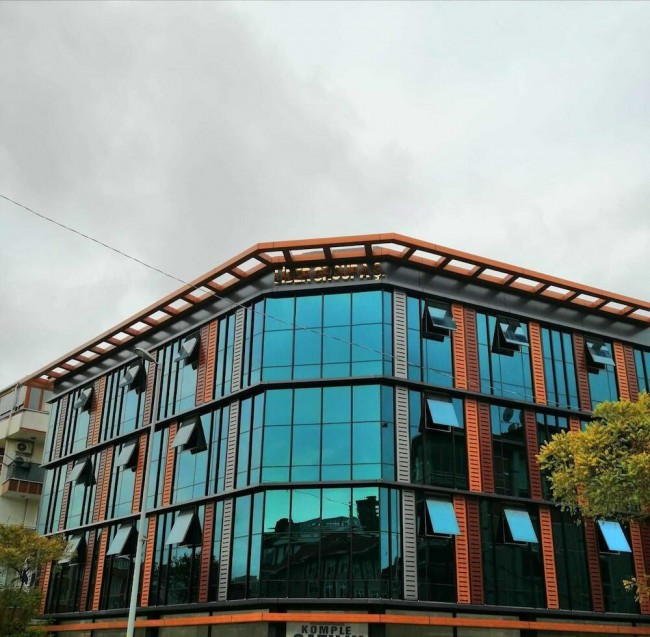  Get From Plus Park Suite & Hotel