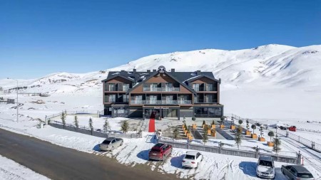  Get From Peony Palace Hotel