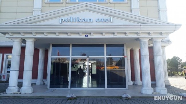  Get From Hotel Pelikan