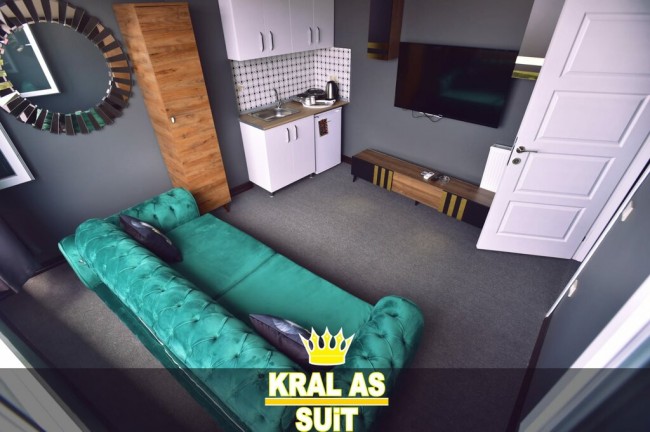  Get From Kral As Suit