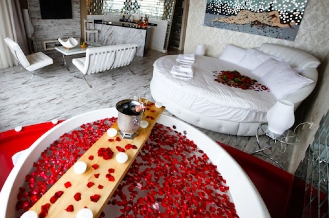  Get From Melek Hotels Moda