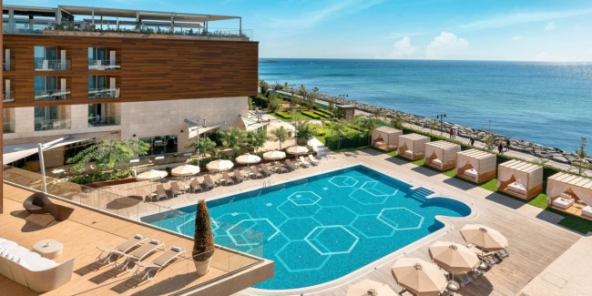  Get From Crowne Plaza Istanbul Florya Hotel