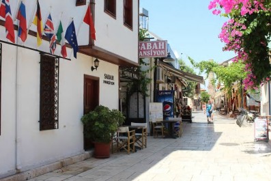  Get From Sabah Pansiyon