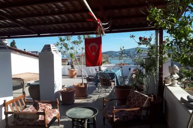  Get From Anzac Golden Bed