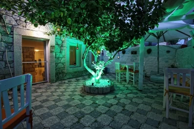  Get From 5 Tas Hotel