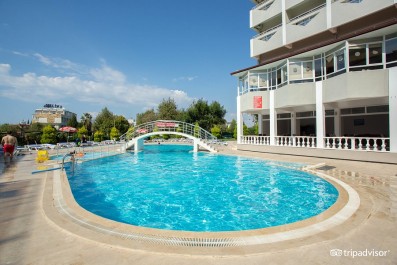  Get From Green Gold Hotel