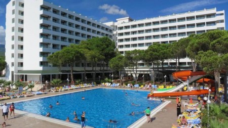  Get From Hotel Grand Efe