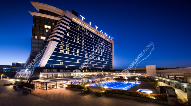  Get From Titanic Business Golden Horn