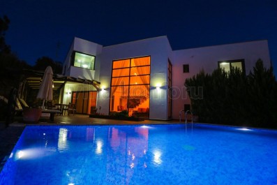  Get From Villa Horizon