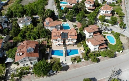  Get From Villa Savran