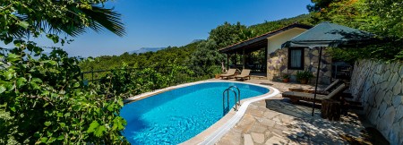  Get From Terra Villalari