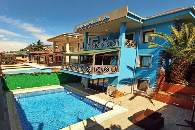  Get From Mavilla Hotel