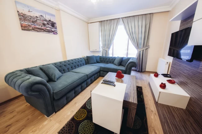  Get From Overland Residence